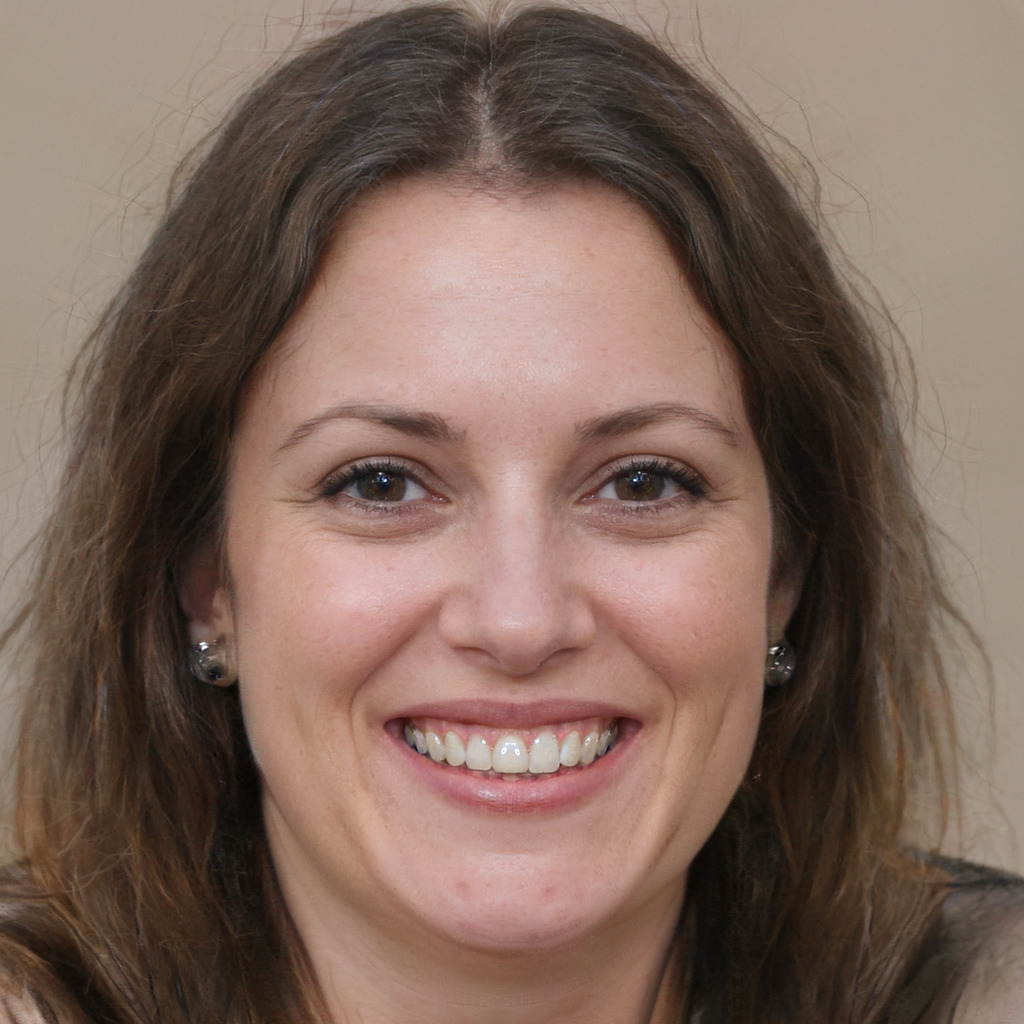 Sarah Bennett, Functional Nutritionist Practitioner